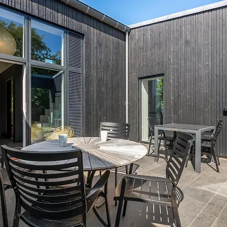 Nille - 30m From The Sea By Interhome Semesterbostad Knebel