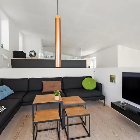 Nille - 30m From The Sea By Interhome